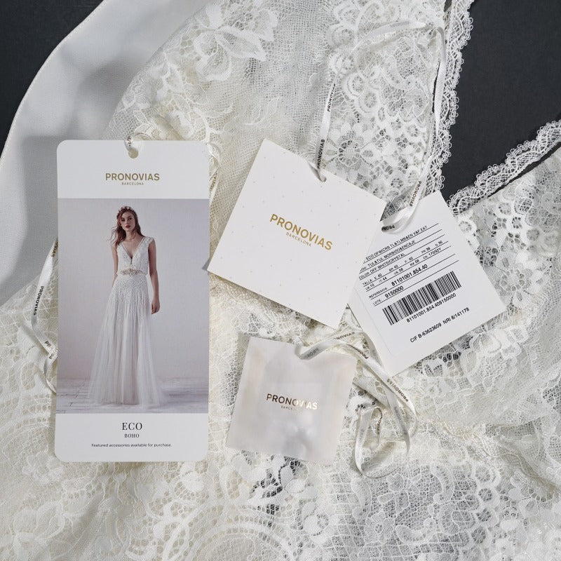 プロノビアス PRONOVIAS ECO BOHO スレンダーライン