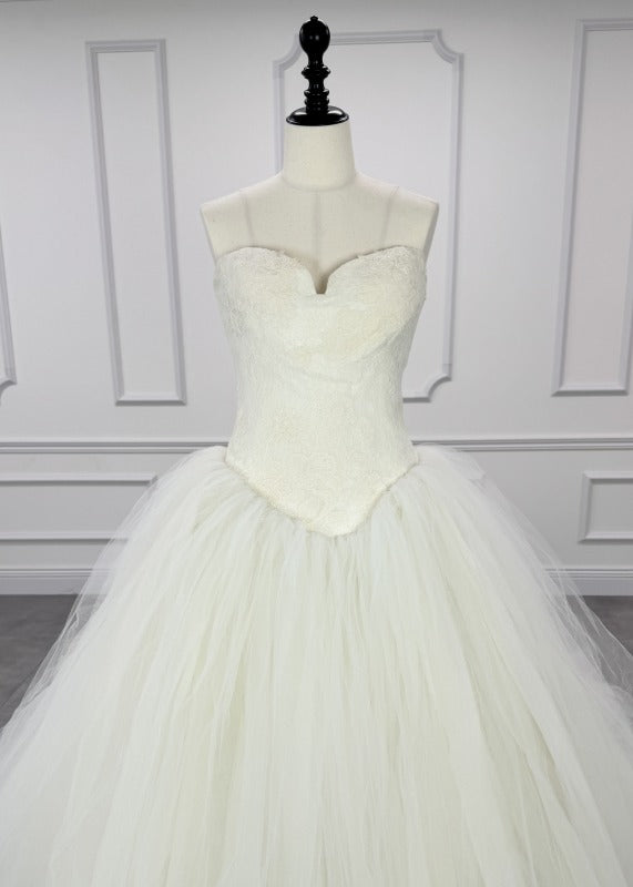 ヴェラウォン VERA WANG BRIDE Ballerina ケイト・ハドソン版バレリーナ プリンセスライン アイボリー 白 ファーストオーナー　チュール