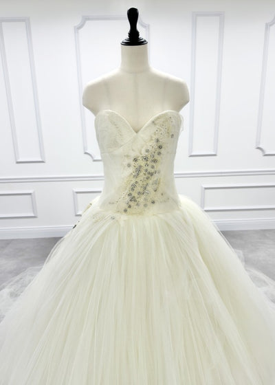 VERA WANG BRIDE Lisa Princess Line