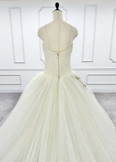 VERA WANG BRIDE Lisa Princess Line