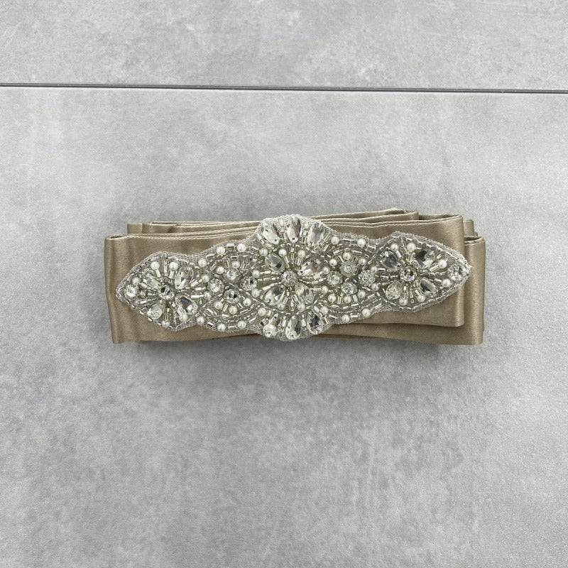 ワイエヌエス YNS WEDDING マーメイドライン ウェディングドレス  