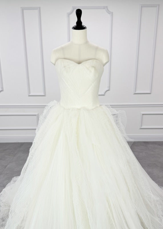 VERA WANG BRIDE Octavia Princess Line Ivory White First Owner Tulle Heart Cut