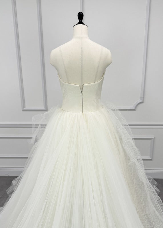 VERA WANG BRIDE Octavia Princess Line Ivory White First Owner Tulle Heart Cut