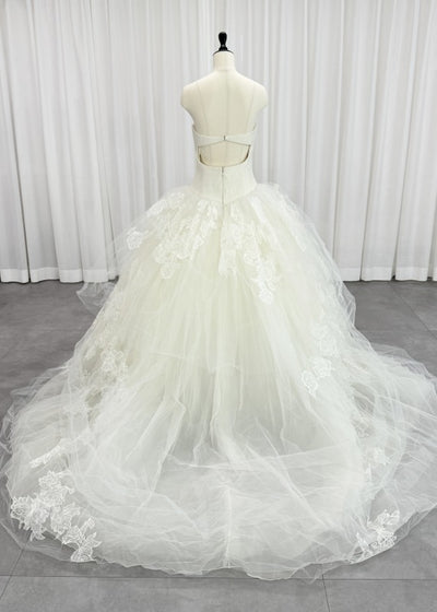 Vera Wang Haute Lisbeth Princess系列