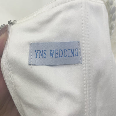 ワイエヌエス YNS WEDDING プリンセスライン ウェディングドレス ホワイト 白 ファーストオーナー クルミボタン チュール