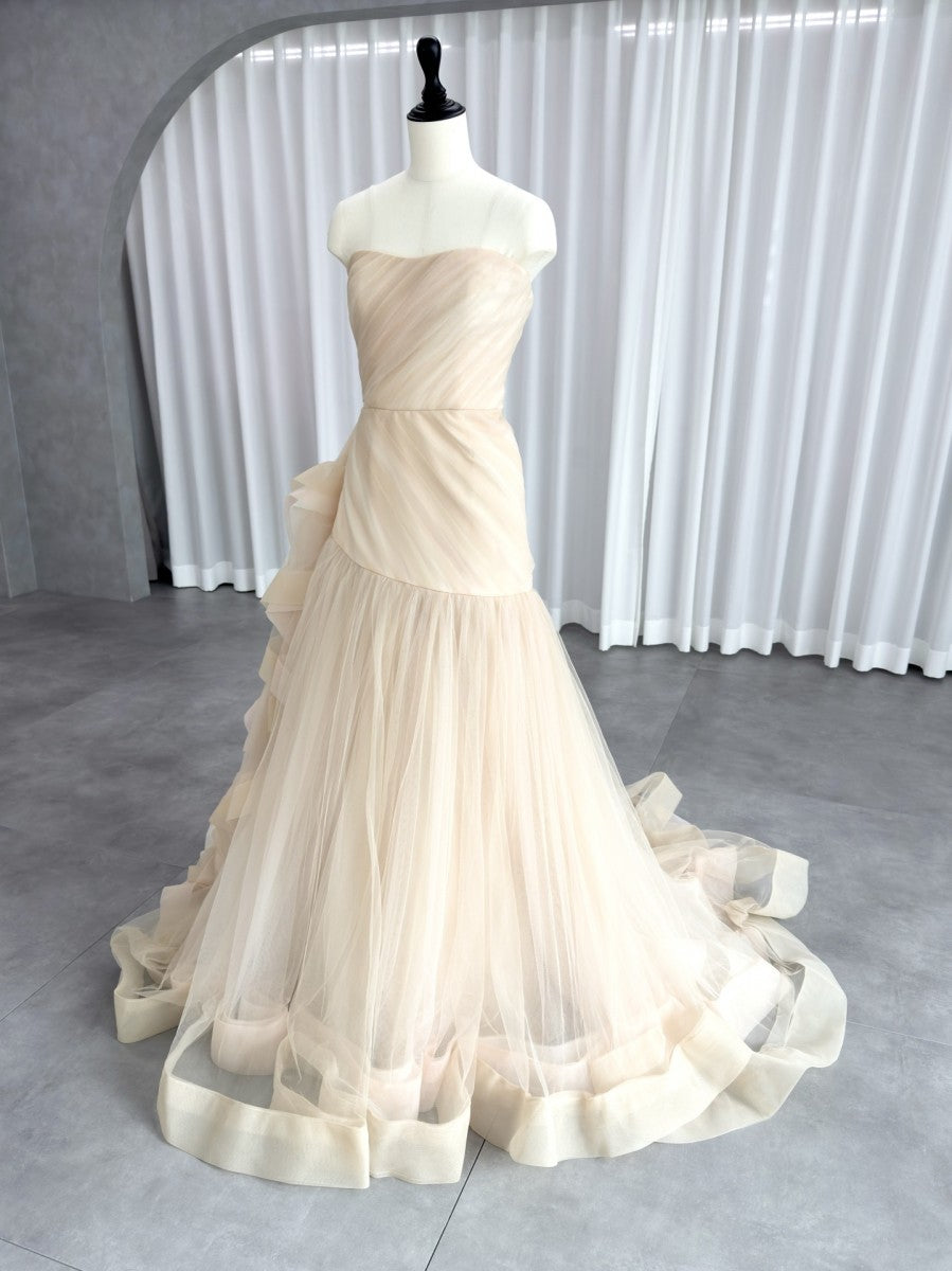 White by VERA WANG Brushed Frill A-line