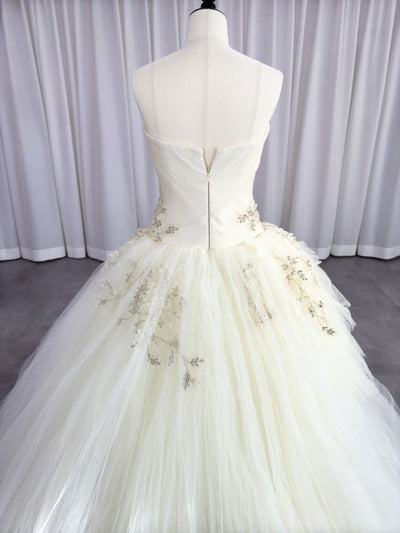 VERA WANG HAUTE Louisa Princess Line