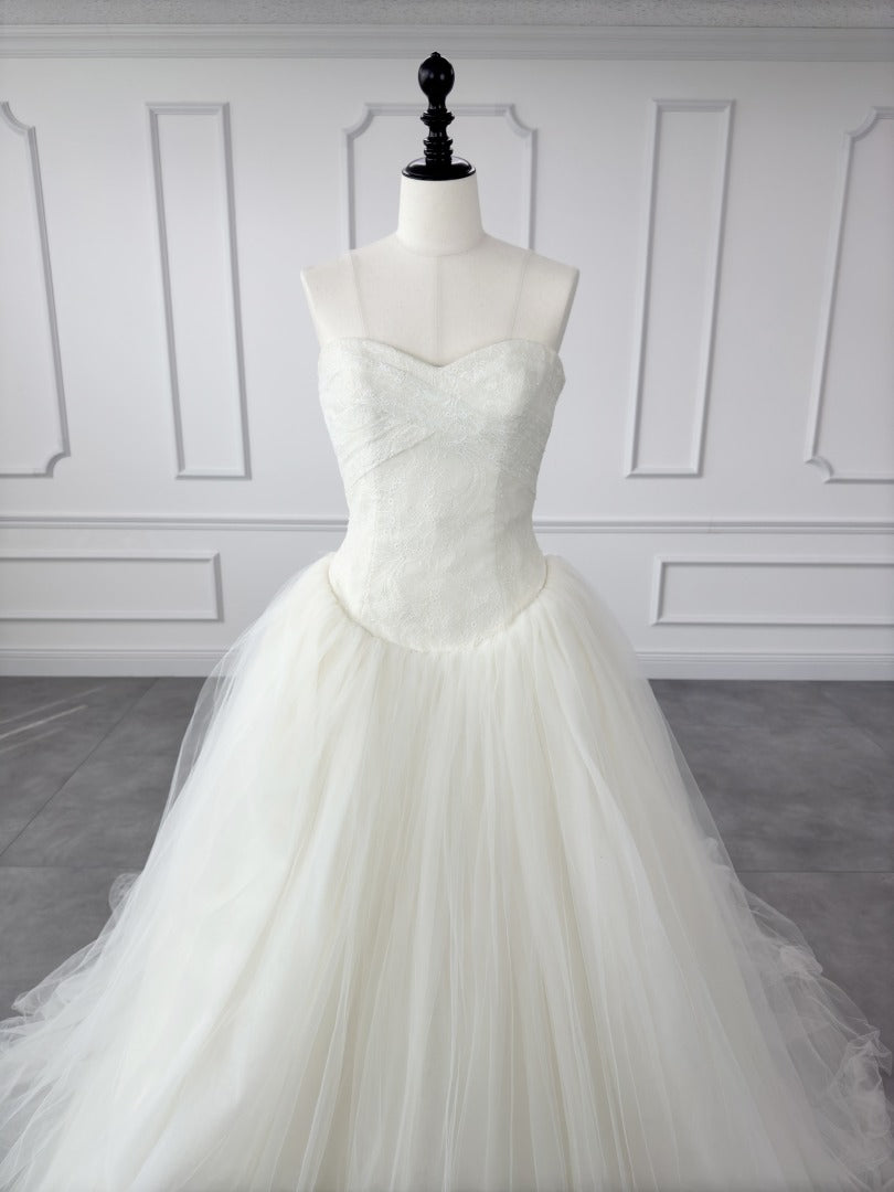 VERA WANG BRIDE Ballerina Princess Line