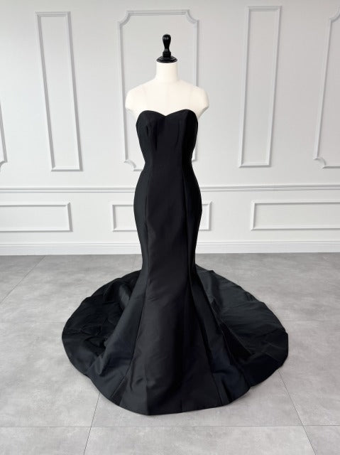 エリザベッタ・ポリニャーノ ELISABETTA POLIGNANO マーメイドライン