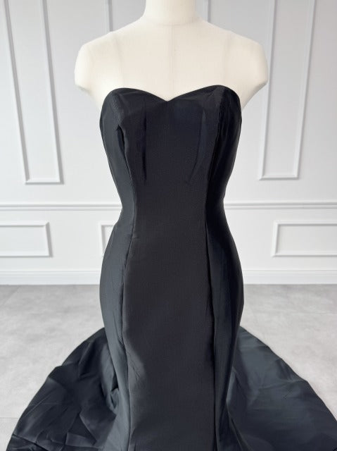 エリザベッタ・ポリニャーノ ELISABETTA POLIGNANO マーメイドライン