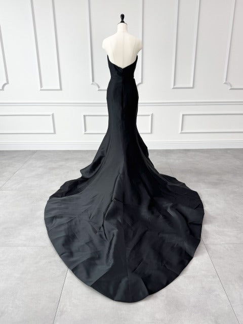 エリザベッタ・ポリニャーノ ELISABETTA POLIGNANO マーメイドライン